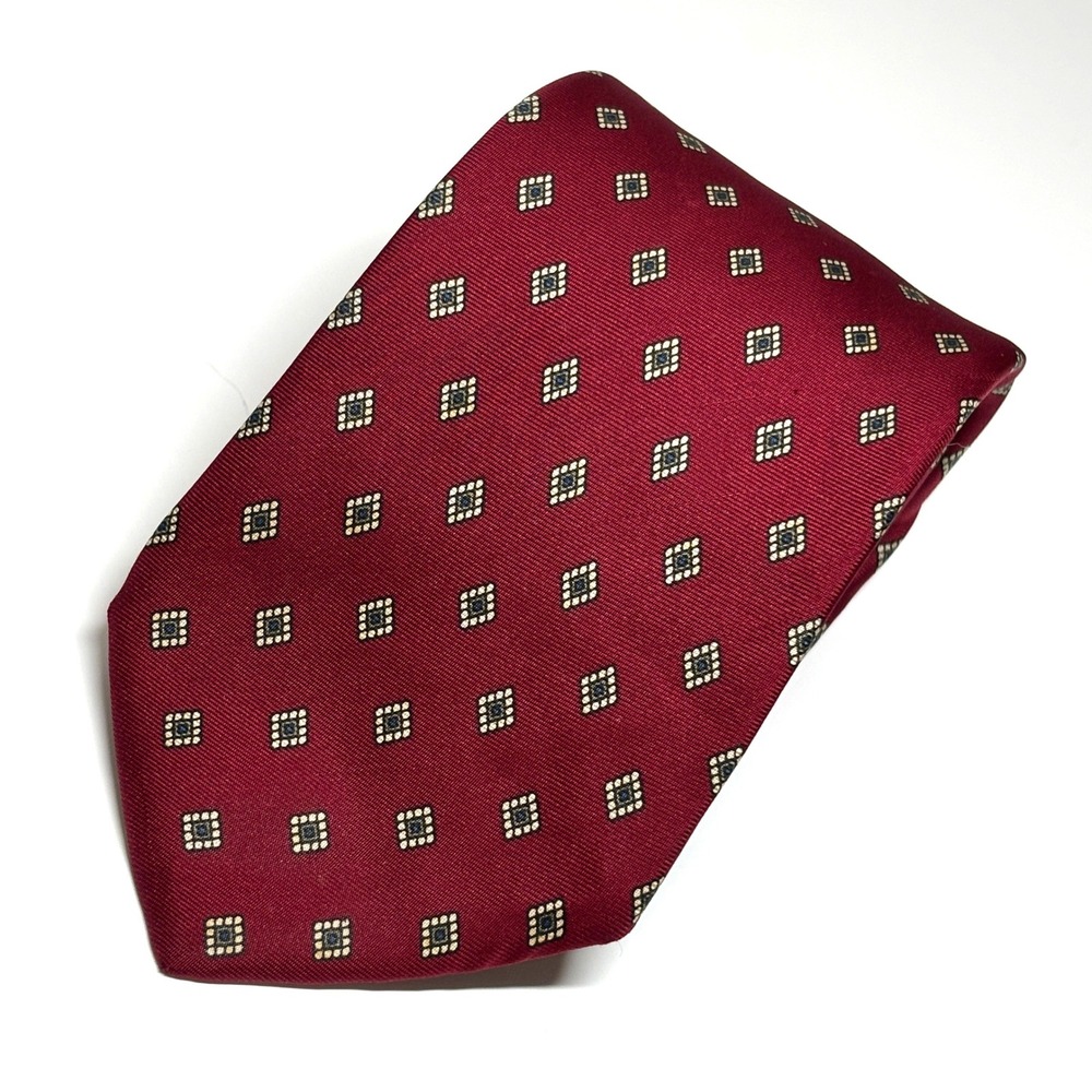 Corbin of Huntington Tie Mens One Size Red Silk Geometric Medallion Preppy